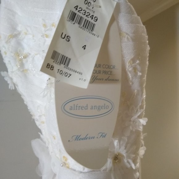 NWT! Alfred Angelo #2280 size # 4 - Picture 8 of 8